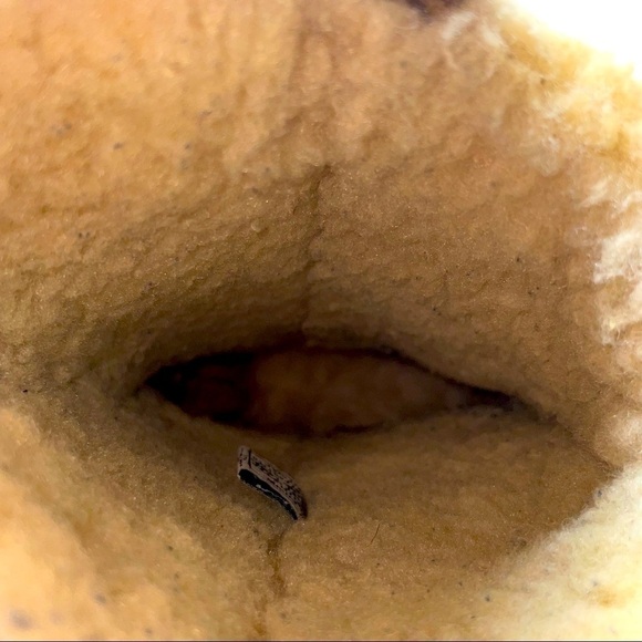 Bearpaw Kids Winter Boots – Sheepskin Leather, Wool Lined, Size 2 - Picture 9 of 11